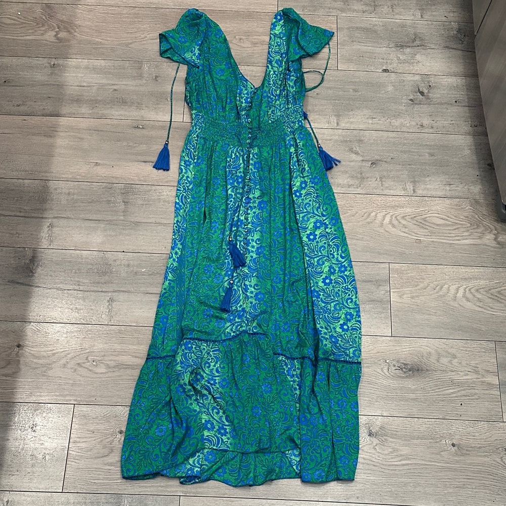 Blue-Green Paisley V-Neck Maxi Dress